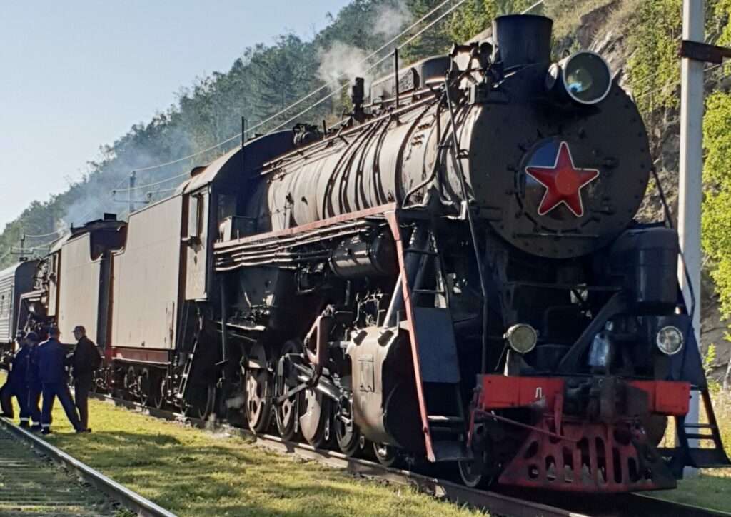 Кругобайкальская железная дорога - фото