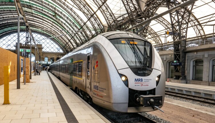 lux-express-приостановит-перевозки-по-маршруту-Хельсинки-—-Петербург